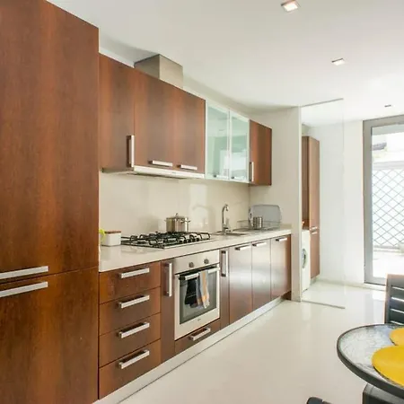 Elegant And Modern Apt In The Heart Of 公寓